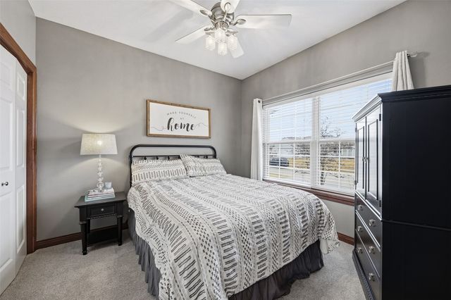 5409 Mayfair Street SW, Cedar Rapids, IA 52404