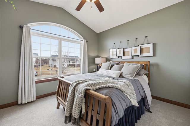 5409 Mayfair Street SW, Cedar Rapids, IA 52404