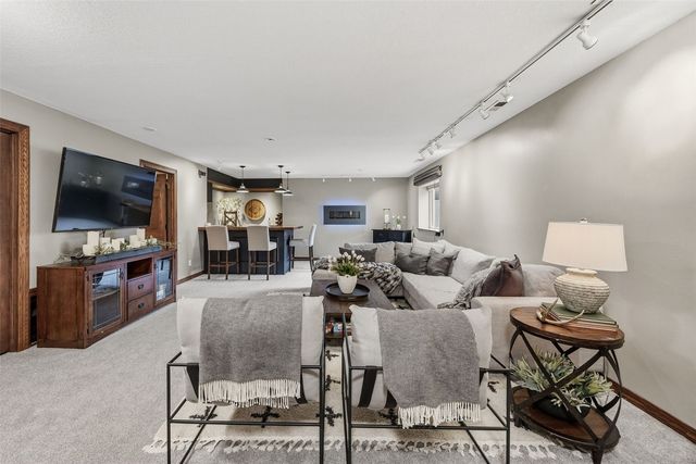 5409 Mayfair Street SW, Cedar Rapids, IA 52404