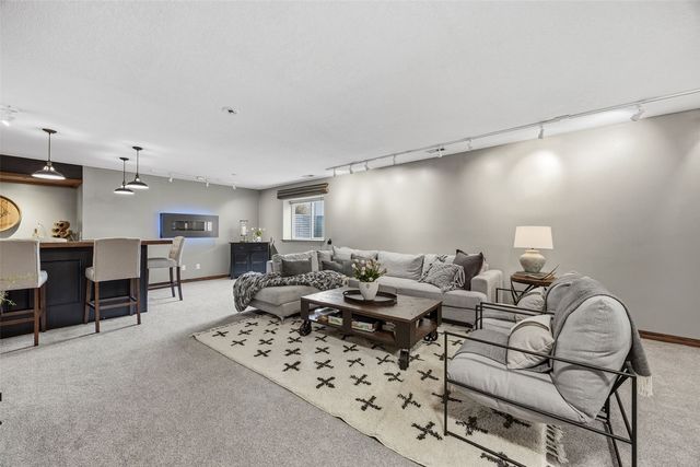 5409 Mayfair Street SW, Cedar Rapids, IA 52404