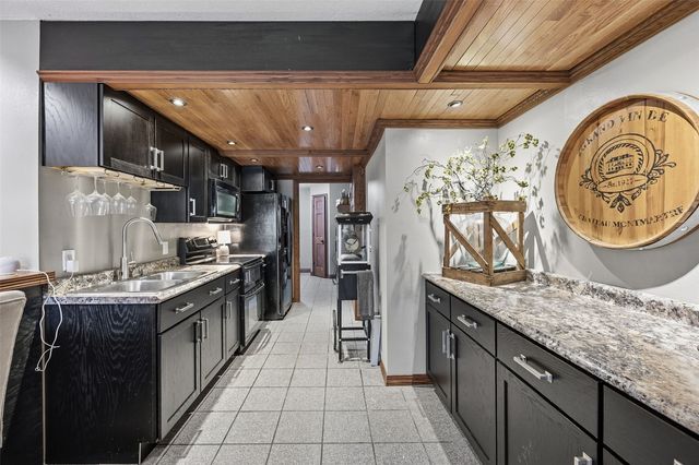 5409 Mayfair Street SW, Cedar Rapids, IA 52404