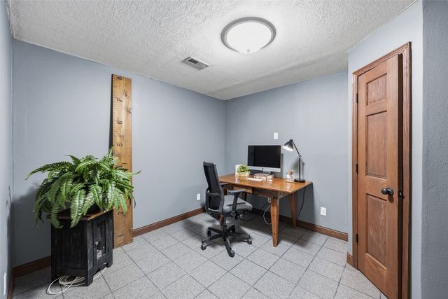 5409 Mayfair Street SW, Cedar Rapids, IA 52404