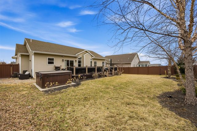 5409 Mayfair Street SW, Cedar Rapids, IA 52404