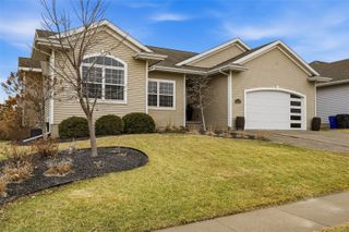 5409 Mayfair Street SW, Cedar Rapids, IA 52404