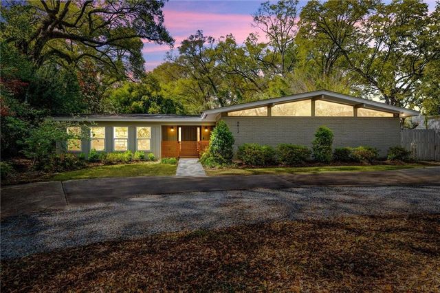 4612 Bit & Spur Road, Mobile, AL 36608