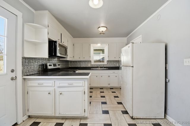 424 S 69th East Avenue, Tulsa, OK 74112