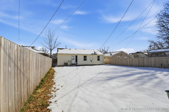 424 S 69th East Avenue, Tulsa, OK 74112