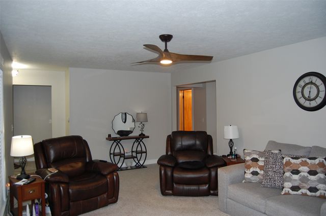 3619 ZUCK Road, Erie, PA 16506