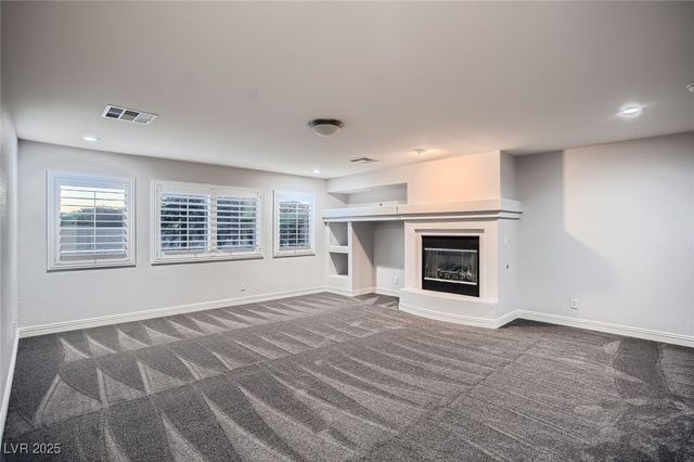 9313 Brilliant Ore Drive, Las Vegas, NV 89143