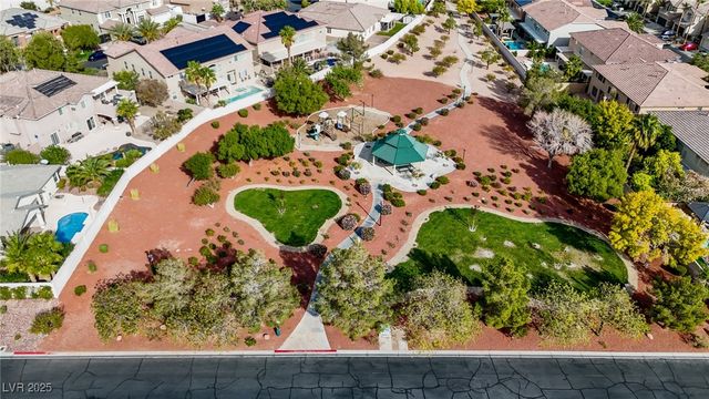 9313 Brilliant Ore Drive, Las Vegas, NV 89143