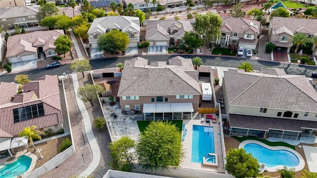 9313 Brilliant Ore Drive, Las Vegas, NV 89143