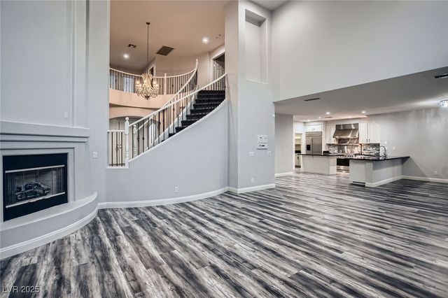 9313 Brilliant Ore Drive, Las Vegas, NV 89143