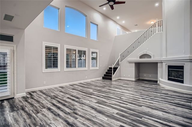 9313 Brilliant Ore Drive, Las Vegas, NV 89143