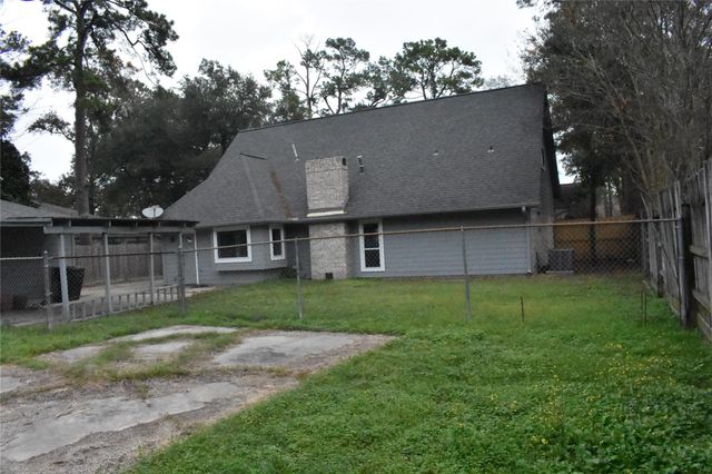 19419 Craigchester Lane, Spring, TX 77388