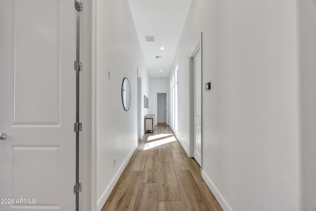 7126 S PORTLAND Avenue, Gilbert, AZ 85298