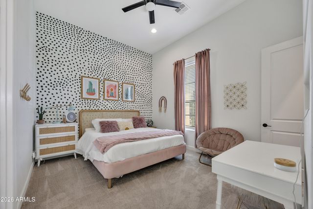 7126 S PORTLAND Avenue, Gilbert, AZ 85298