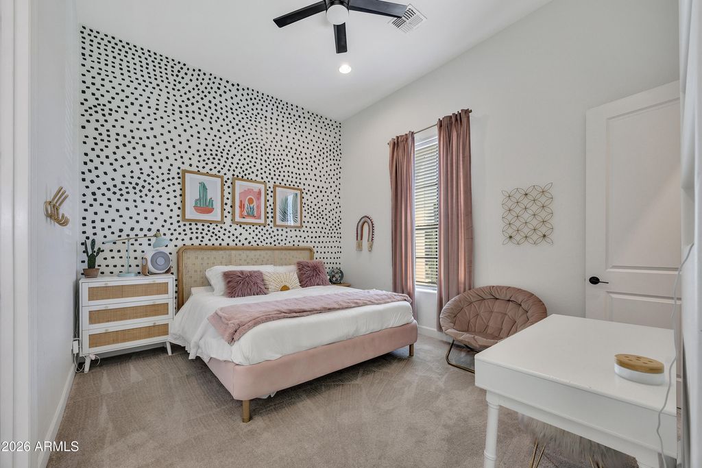 Image 47 of property listing at 7126 S PORTLAND Avenue, Gilbert, AZ 85298