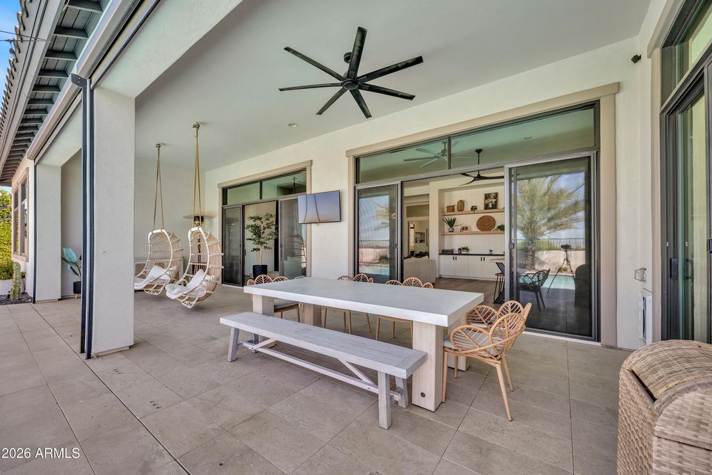 Image 60 of property listing at 7126 S PORTLAND Avenue, Gilbert, AZ 85298