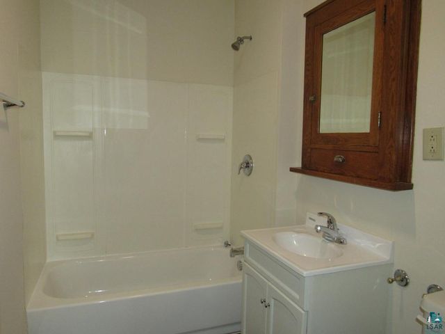1022 Grand Ave, Superior, WI 54880
