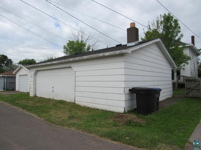 1022 Grand Ave, Superior, WI 54880