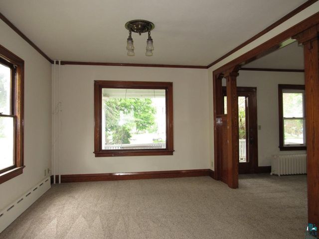 1022 Grand Ave, Superior, WI 54880