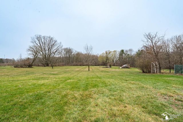 11763 Grafton Road, Carleton, MI 48117