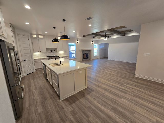 7814 53rd Street, Lubbock, TX 79407