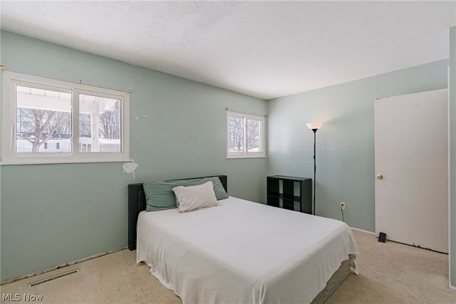 6250 Oxford Court, Bedford Heights, OH 44146