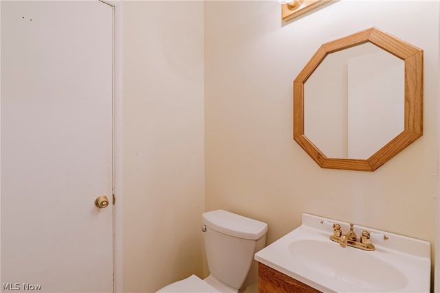 6250 Oxford Court, Bedford Heights, OH 44146