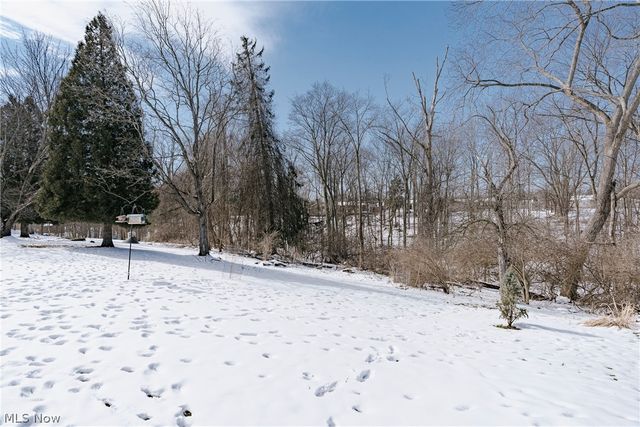 6250 Oxford Court, Bedford Heights, OH 44146