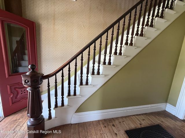 2788 Atlantic Avenue, Hudson, NY 12534