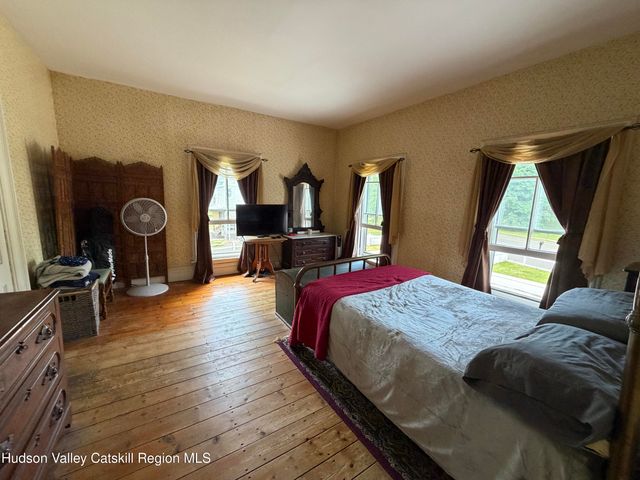 2788 Atlantic Avenue, Hudson, NY 12534