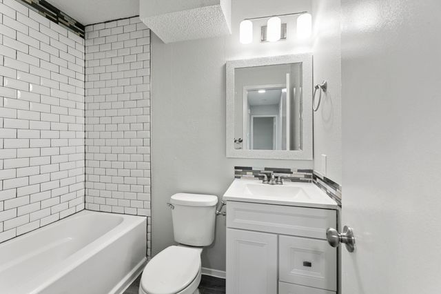 3460 Willowrun DR D, Austin, TX 78704