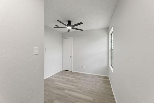 3460 Willowrun DR D, Austin, TX 78704