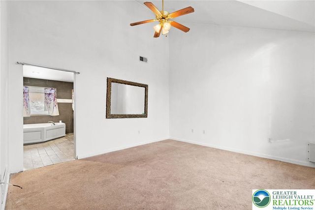 1299 Glade Drive South, Tunkhannock Twp, PA 18334