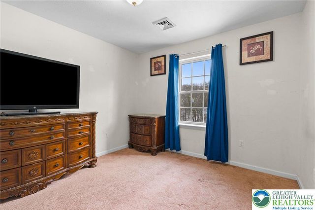 1299 Glade Drive South, Tunkhannock Twp, PA 18334