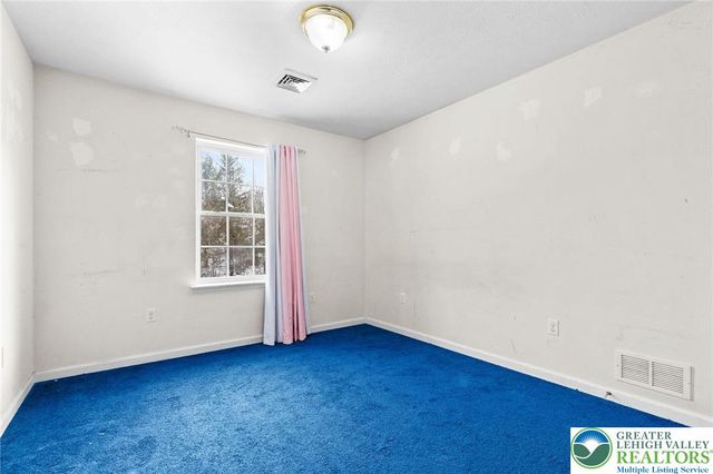 1299 Glade Drive South, Tunkhannock Twp, PA 18334