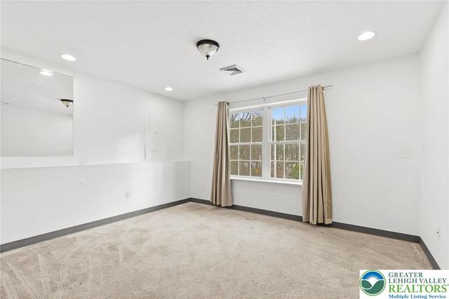 1299 Glade Drive South, Tunkhannock Twp, PA 18334