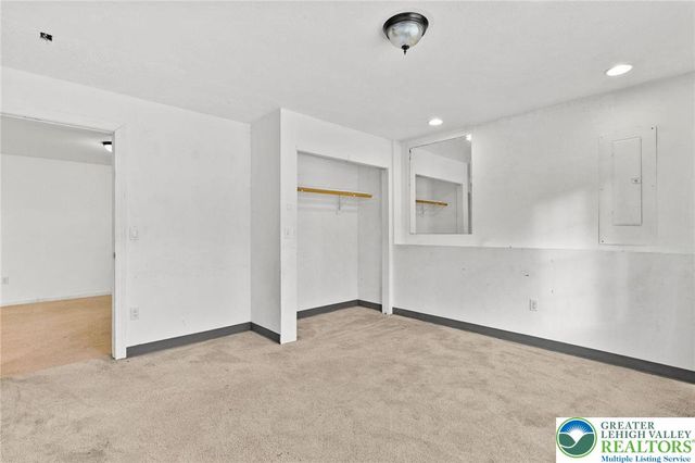 1299 Glade Drive South, Tunkhannock Twp, PA 18334