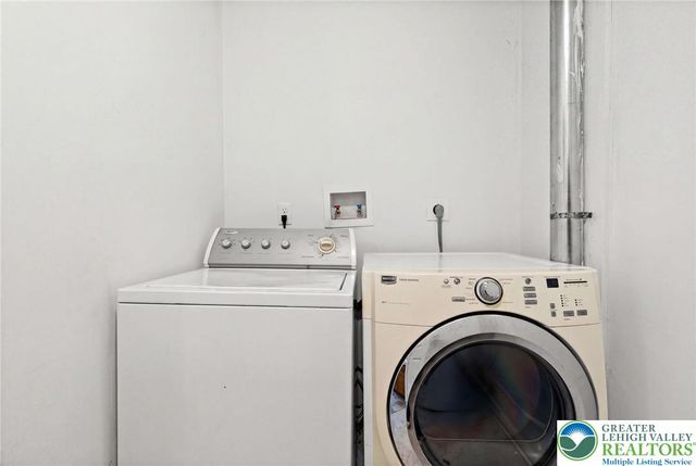 1299 Glade Drive South, Tunkhannock Twp, PA 18334