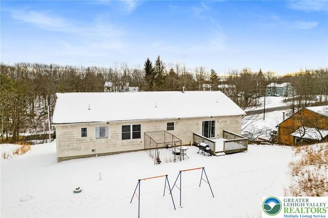 1299 Glade Drive South, Tunkhannock Twp, PA 18334