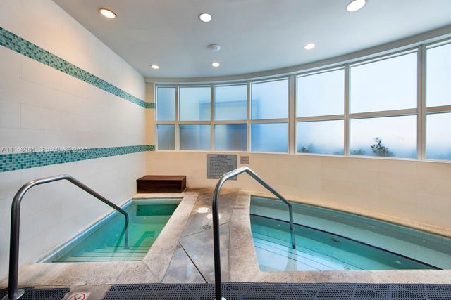 100 S Pointe Drive 908, Miami Beach, FL 33139