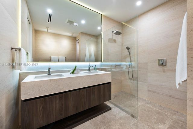 100 S Pointe Drive 908, Miami Beach, FL 33139