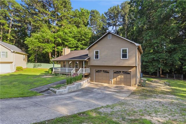 3 Crocker Lane, Hiram, GA 30141