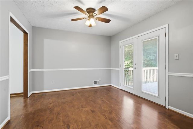 3 Crocker Lane, Hiram, GA 30141