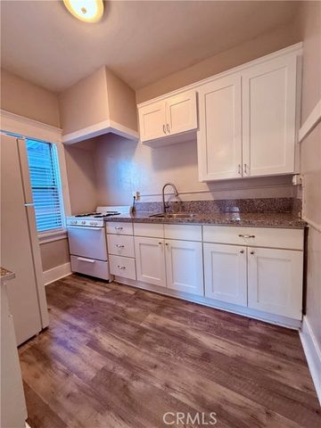 406 Linden Avenue 2, Long Beach, CA 90802