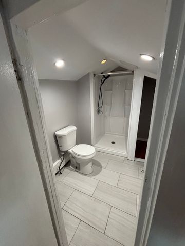 46 Cottage St, New Bedford, MA 02740