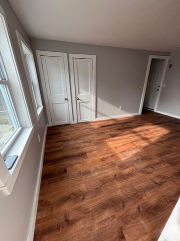 46 Cottage St, New Bedford, MA 02740