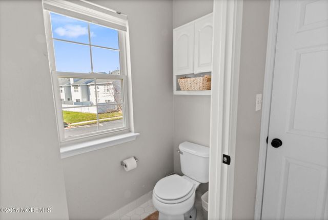 11 Decoy Lane 1000, Freehold, NJ 07728