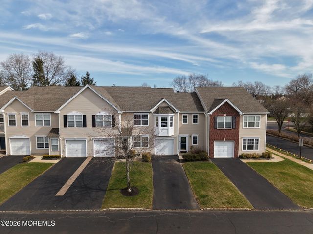 11 Decoy Lane 1000, Freehold, NJ 07728